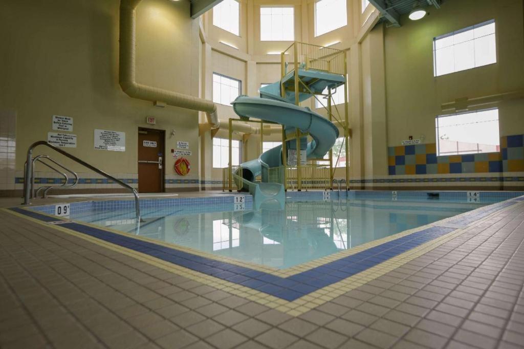 The Glenmore & Convention Centre 3* Calgary