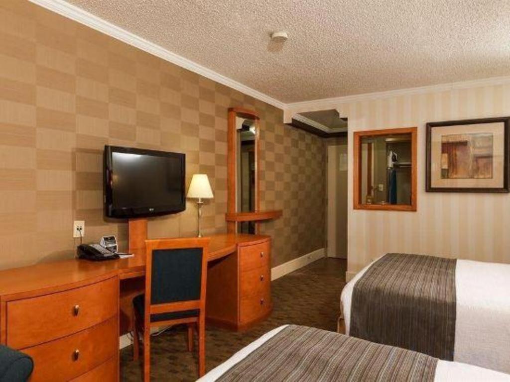 The Glenmore & Convention Centre 3*
