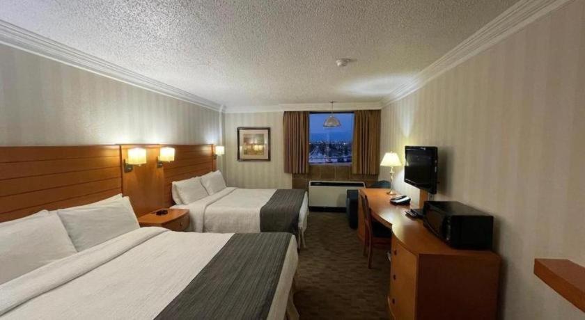 The Glenmore & Convention Centre 3* Calgary